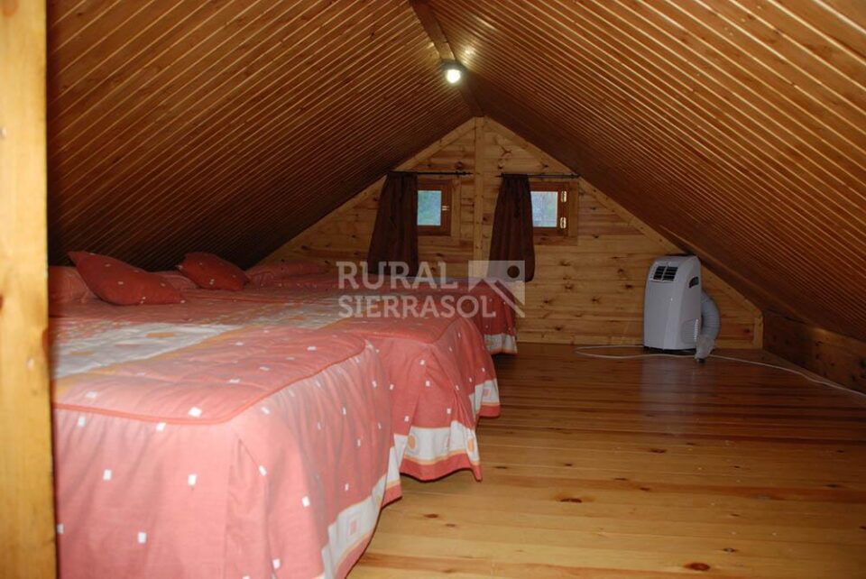 Espléndida Cabaña de Madera en el Parque Natural de la Sierra de Andújar - Imagen 17