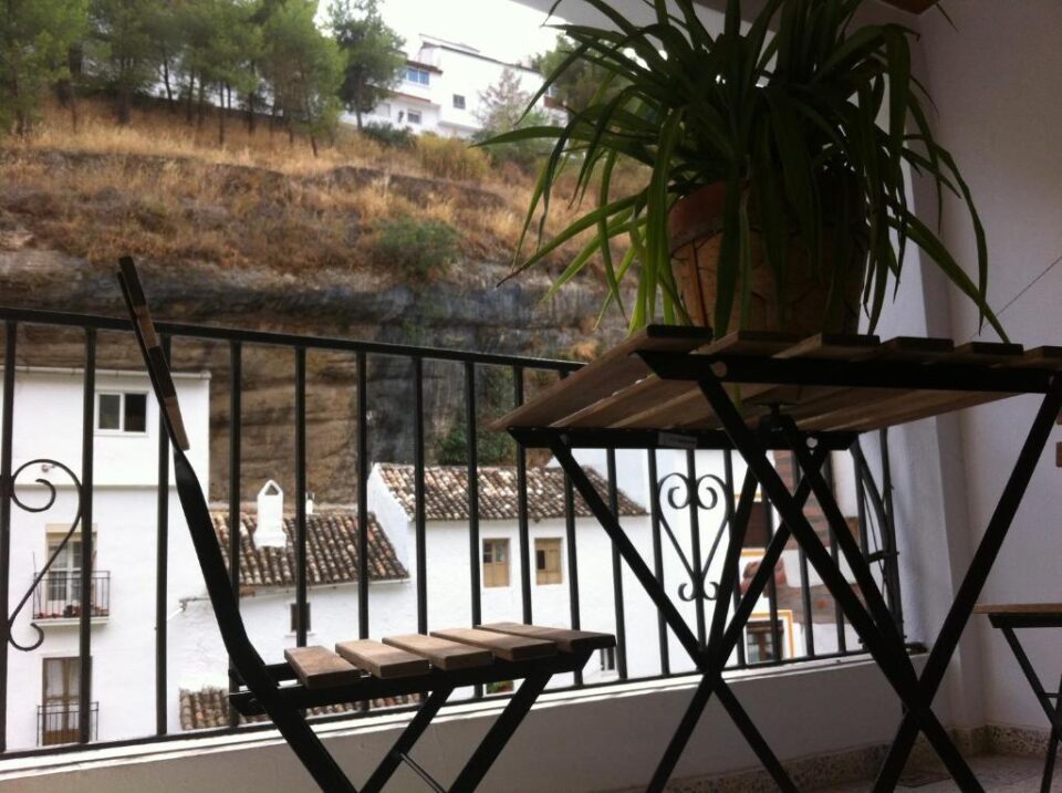 Acogedora Casa Rural en Setenil de las Bodegas bajo la roca, con wifi - Imagen 17