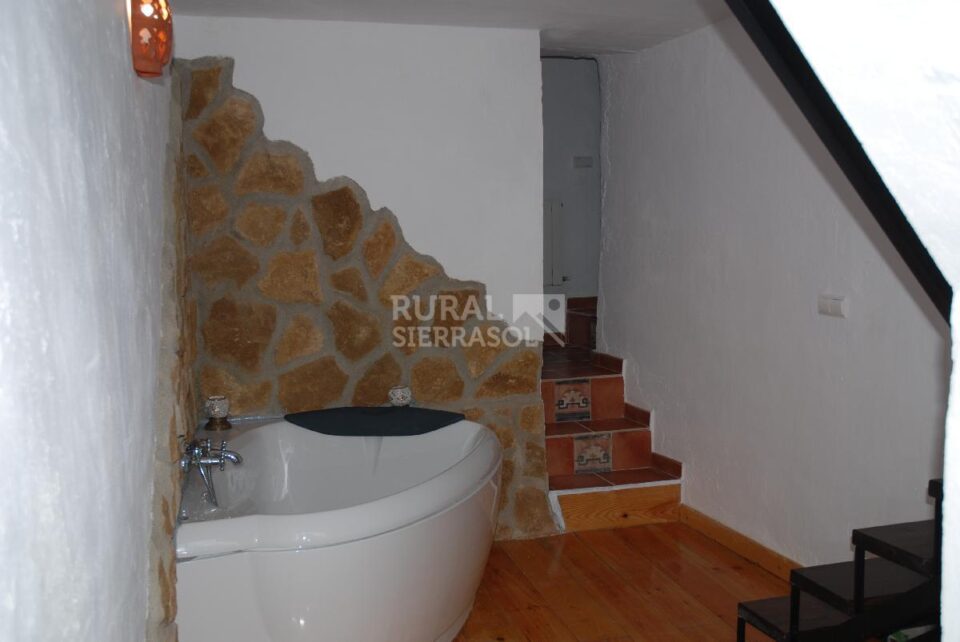 Maravilloso Alojamiento Rural en Quesada, con bañera hidromasaje, aire acondicionado, terraza con barbacoa, - Imagen 24