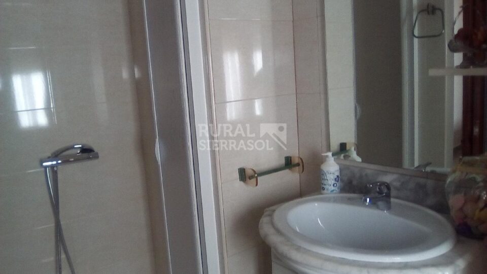 Magnífica Vivienda Rural en la Sierra de Segura, con chimenea y calefacción - Imagen 6
