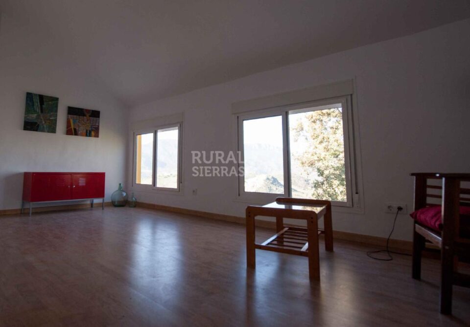 Acogedora casa rural en El Gastor, con piscina, barbacoa y wifi - Imagen 12
