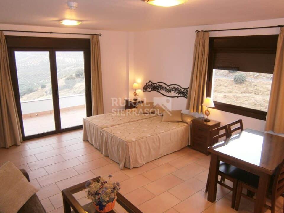 Fantástico Estudio en Luque, con piscina, wifi y aire acondicionado - Imagen 7