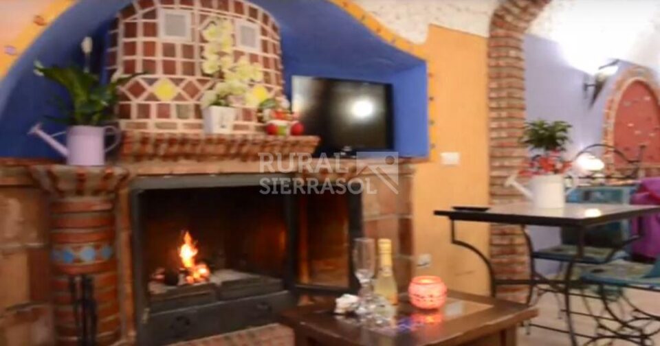 Fantástica Casa Cueva en Hinojares, con jacuzzi y barbacoa - Imagen 3