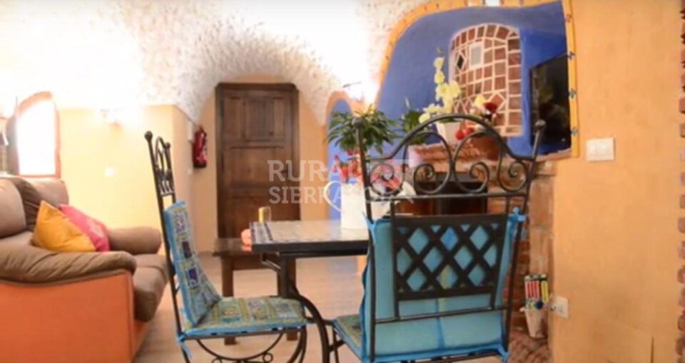 Fantástica Casa Cueva en Hinojares, con jacuzzi y barbacoa - Imagen 7