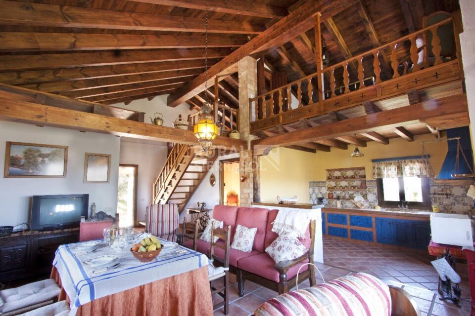 Fantástica Casa Rural en El Gastor, con piscina, barbacoa y aire acondicionado - Imagen 4