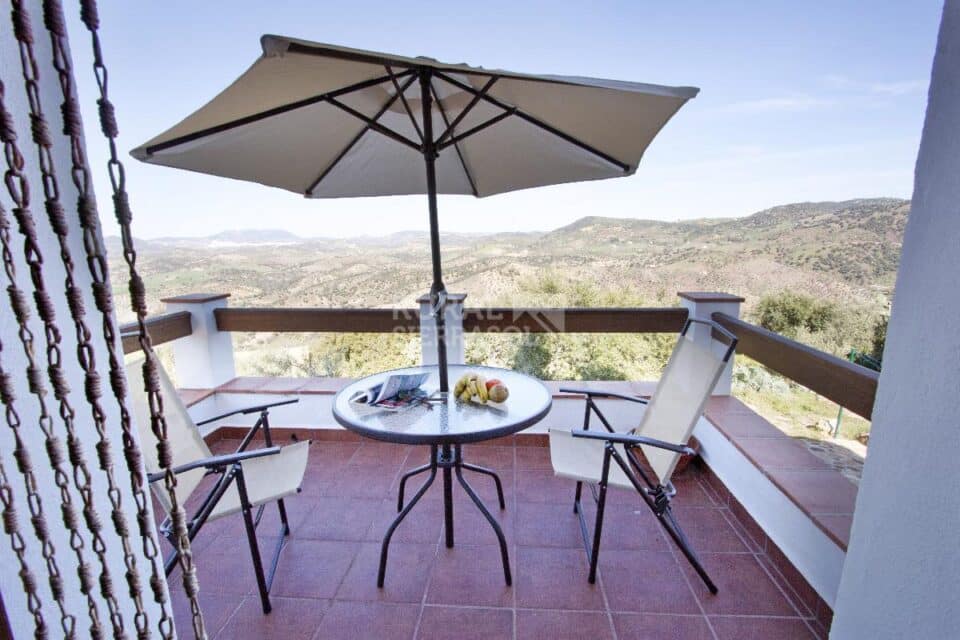 Fantástica Casa Rural en El Gastor, con piscina, barbacoa y aire acondicionado - Imagen 5