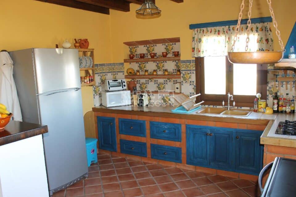 Fantástica Casa Rural en El Gastor, con piscina, barbacoa y aire acondicionado - Imagen 12