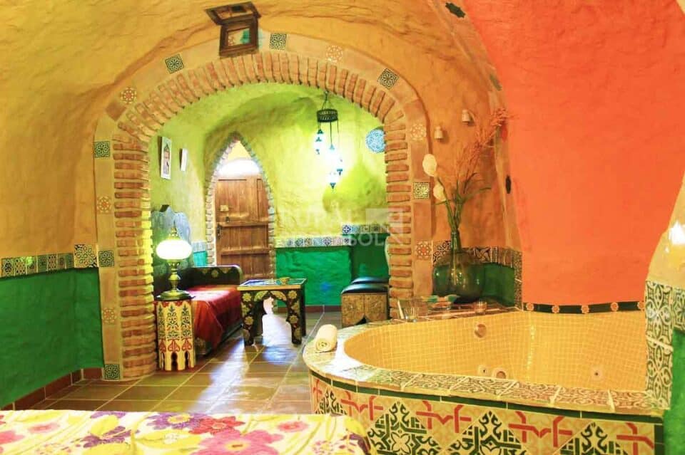 Bonita Casa Cueva con jacuzzi y esmerada decoración nazarí - Imagen 5
