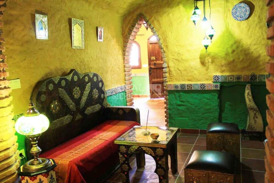 Bonita Casa Cueva con jacuzzi y esmerada decoración nazarí - Imagen 23