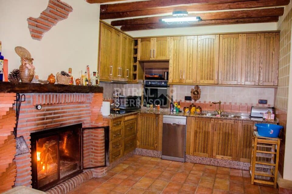 Casa Rural en Fontanar, con piscina, barbacoa y wi-fi - Imagen 38