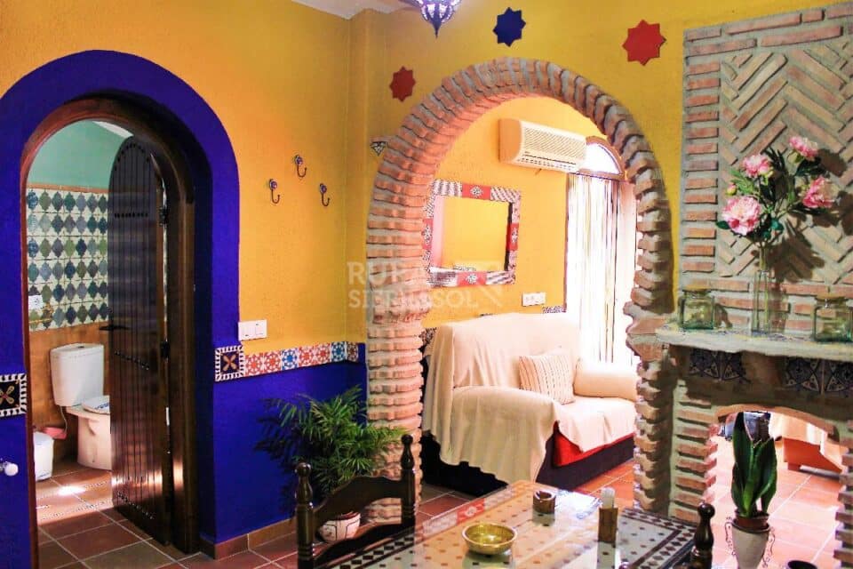 Espléndida Casa Cueva en Hinojares, con jacuzzi, piscina y barbacoa - Imagen 9