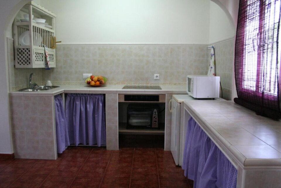 Casita Rural en El Gastor con piscina, chimenea y wi-fi - Imagen 5