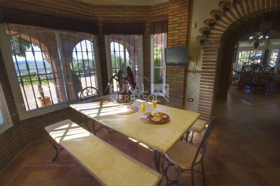 Maravillosa Villa en Medina Sidonia, con piscina, aire acondicionado y wifi - Imagen 25