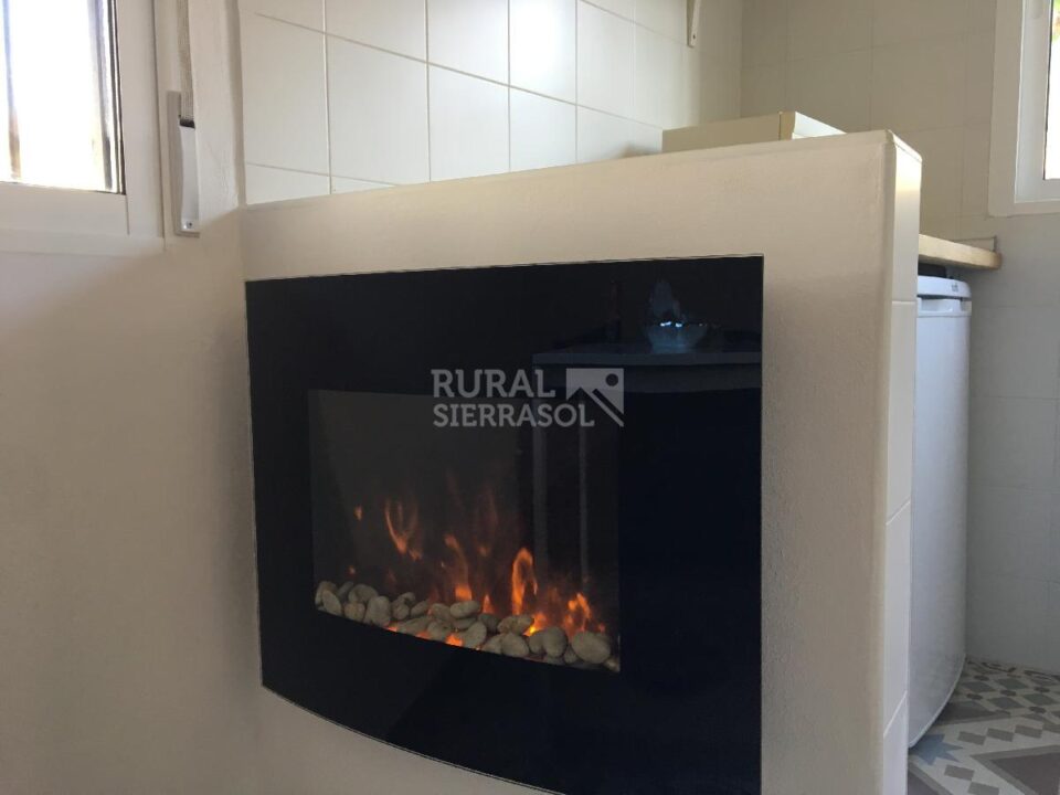 Coqueto Alojamiento Rural en Setenil de las Bodegas, con calefacción y wifi - Imagen 4