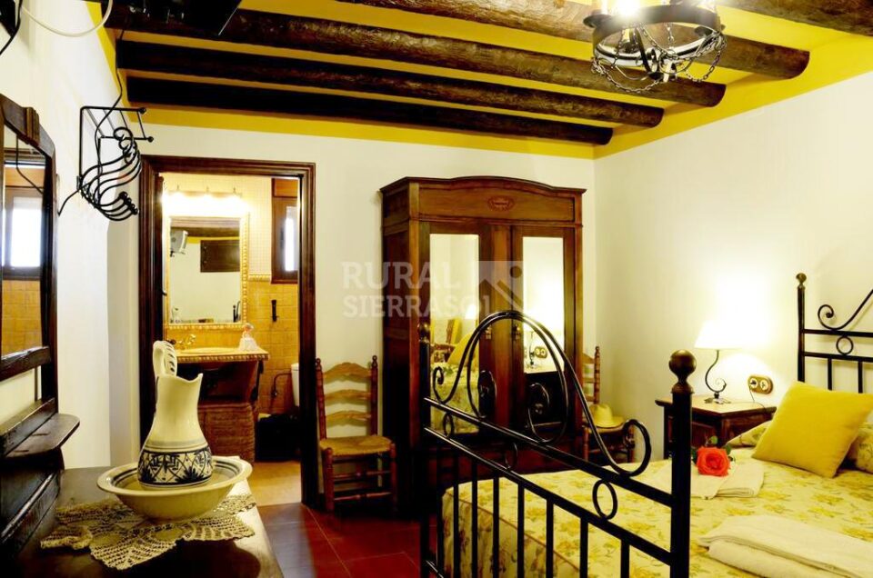 Fabulosa Casa Rural en el Parque Natural de la Subbética, con piscina y barbacoa - Imagen 9