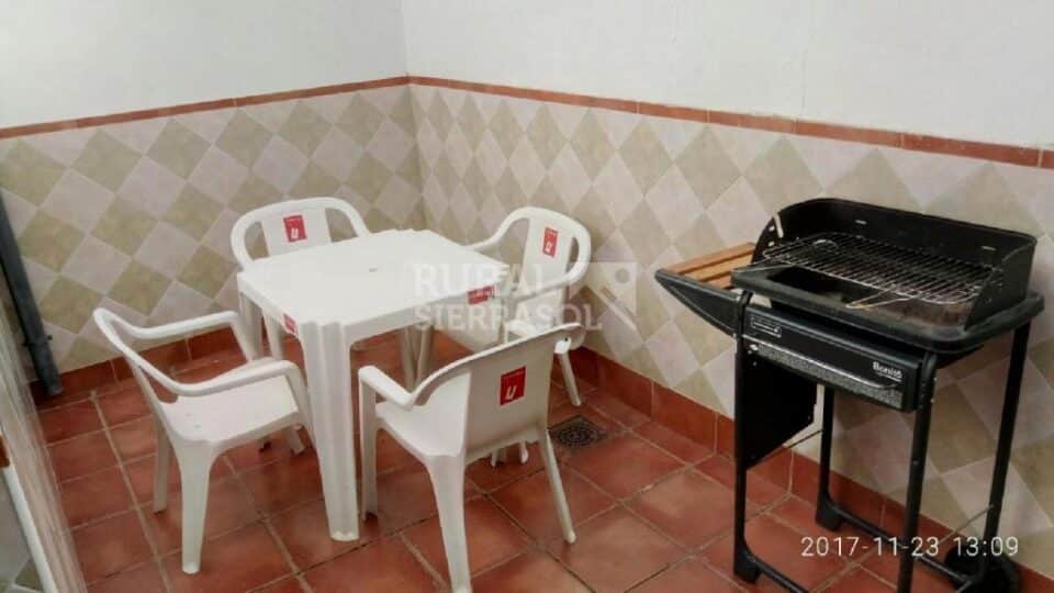 Alojamiento rural en El Bosque con chimenea y barbacoa - Imagen 12