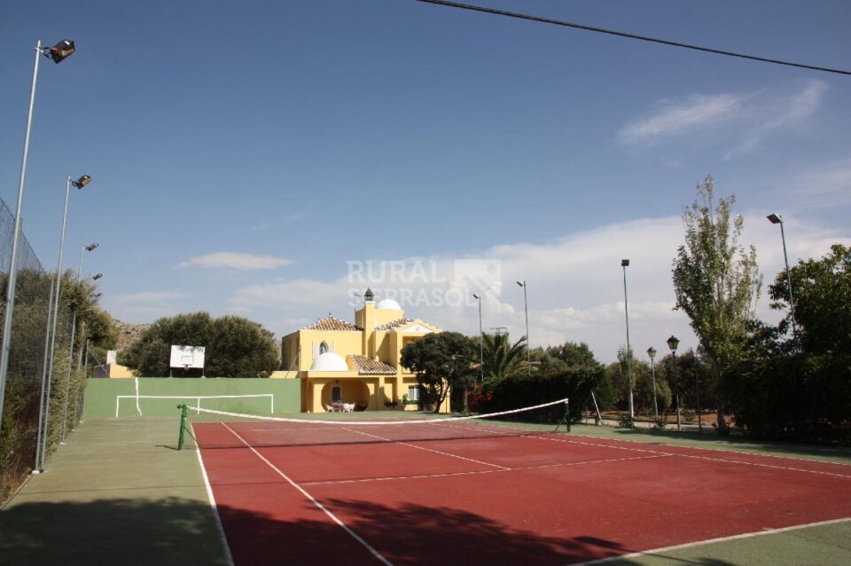 Maravillosa Villa junto al Parque Natural de Cazorla, con piscina, chimenea y pista de tenis - Imagen 6