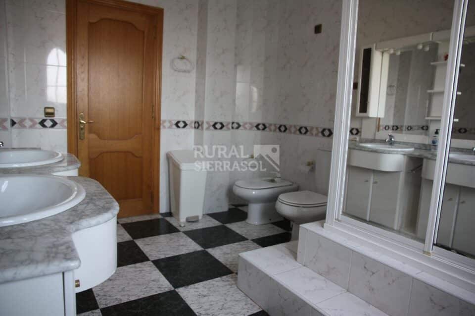 Maravillosa Villa junto al Parque Natural de Cazorla, con piscina, chimenea y pista de tenis - Imagen 17