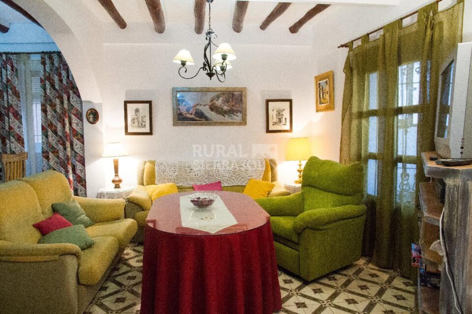 Acogedora Casa de Pueblo en Encinas Reales - Imagen 6