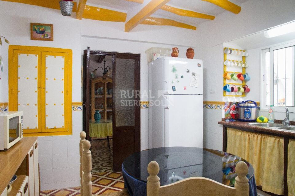 Acogedora Casa de Pueblo en Encinas Reales - Imagen 7