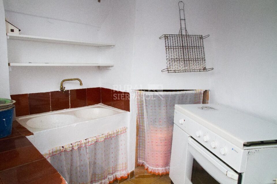 Acogedora Casa de Pueblo en Encinas Reales - Imagen 16
