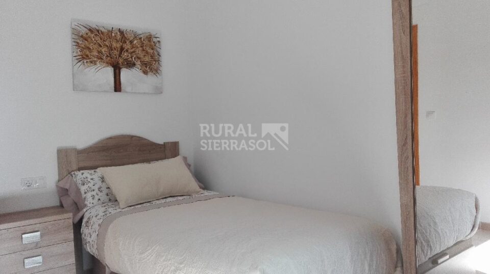 Acogedor Apartamento Rural en Arroyo Frío, con piscina, aire acondicionado y chimenea - Imagen 12