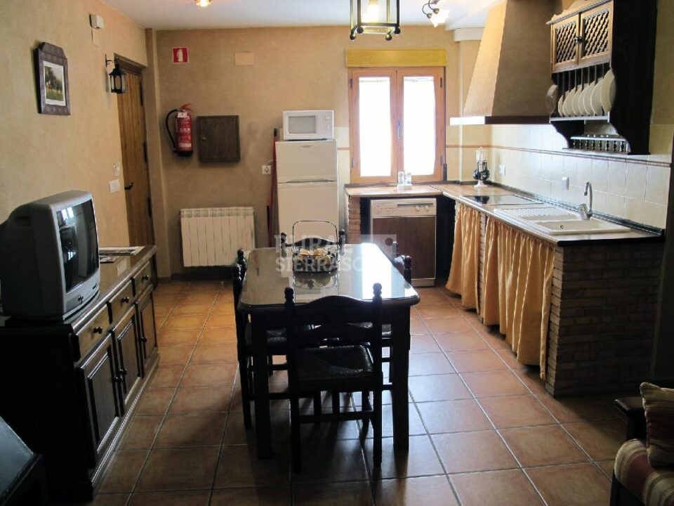 Maravilloso apartamento rural en Arroyo Frío, con piscina y aire acondicionado - Imagen 29