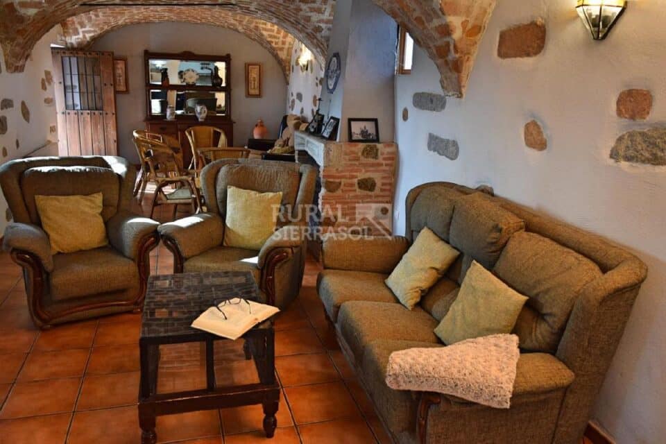 Magnífica Casa Rural en Pozoblanco, con piscina y barbacoa - Imagen 7