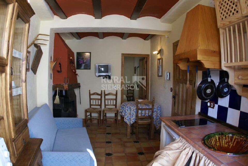 Apartamento Rural con Encanto en el Casco Histórico de Cazorla - Imagen 4