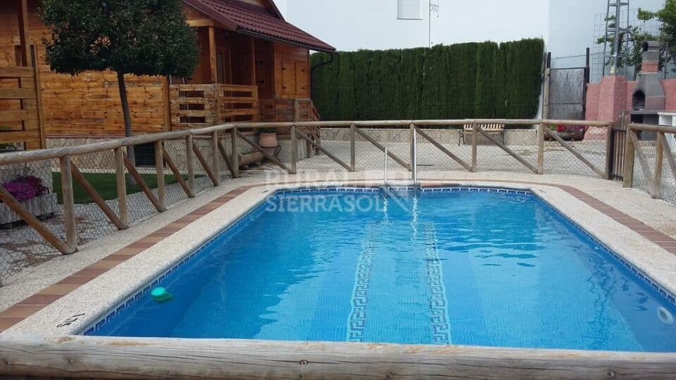 Conjunto de dos Cabañas de Madera en Arroyo Frío - Imagen 7