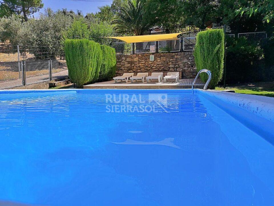 Espléndida Casa Rural en La iruela, con piscina privada, aire acondicionado y barbacoa - Imagen 4