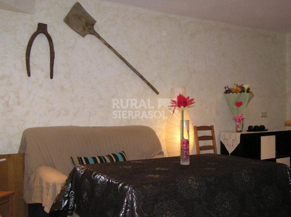 Acogedora Casa Rural en Setenil de las Bodegas con chimenea - Imagen 4