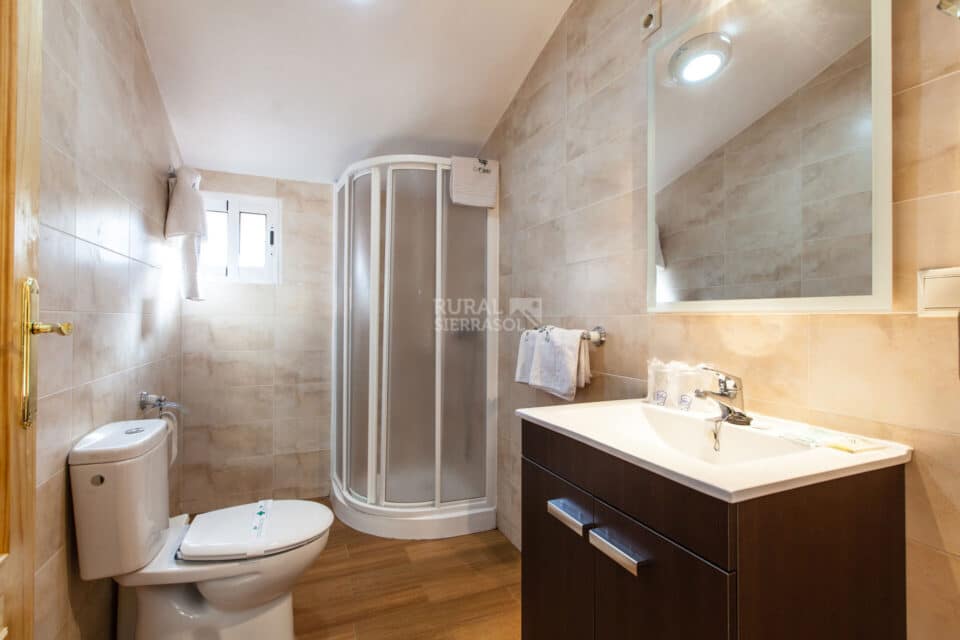Confortable Casa Rural en Coto Ríos, con amplios jardines, piscina y wifi - Imagen 40
