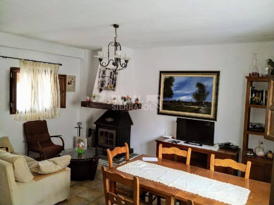 Magnífica Casa Rural en Güéjar Sierra, con chimenea, piscina y barbacoa - Imagen 5