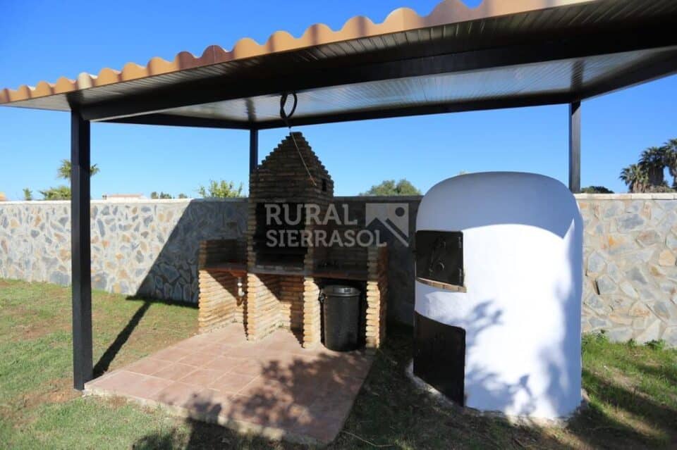 Magnífica Villa en Conil, con piscina y bañera hidromasaje - Imagen 6