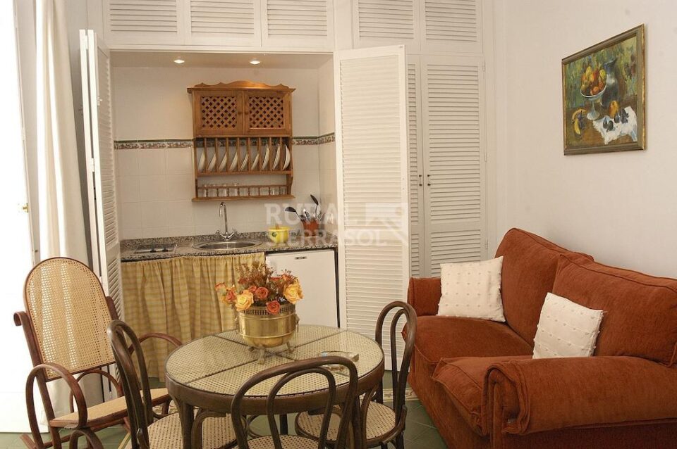 Acogedor Apartamento Rural en Medina Sidonia, con aire acondicionado, calefacción y wifi - Imagen 4