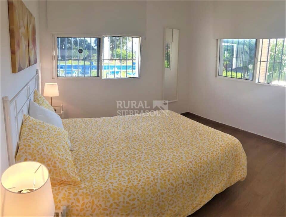 Magnífica Casa Rural con piscina y amplio jardín, en Arcos de la Frontera - Imagen 15