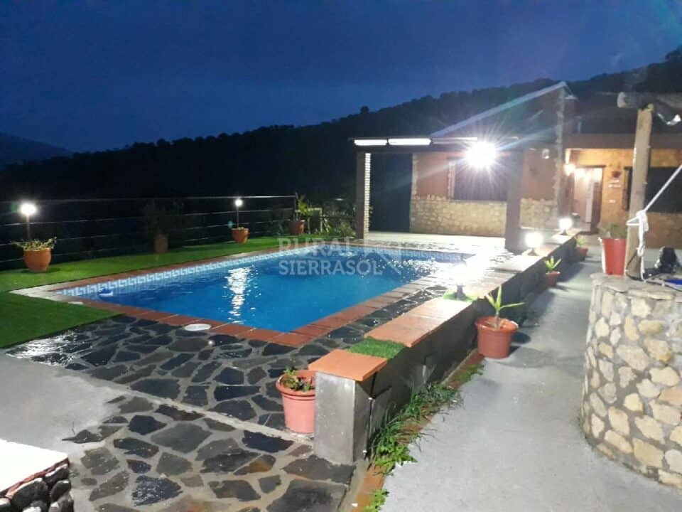 Acogedora Casa Rural con piscina y aire acondicionado, en El Gastor - Imagen 15