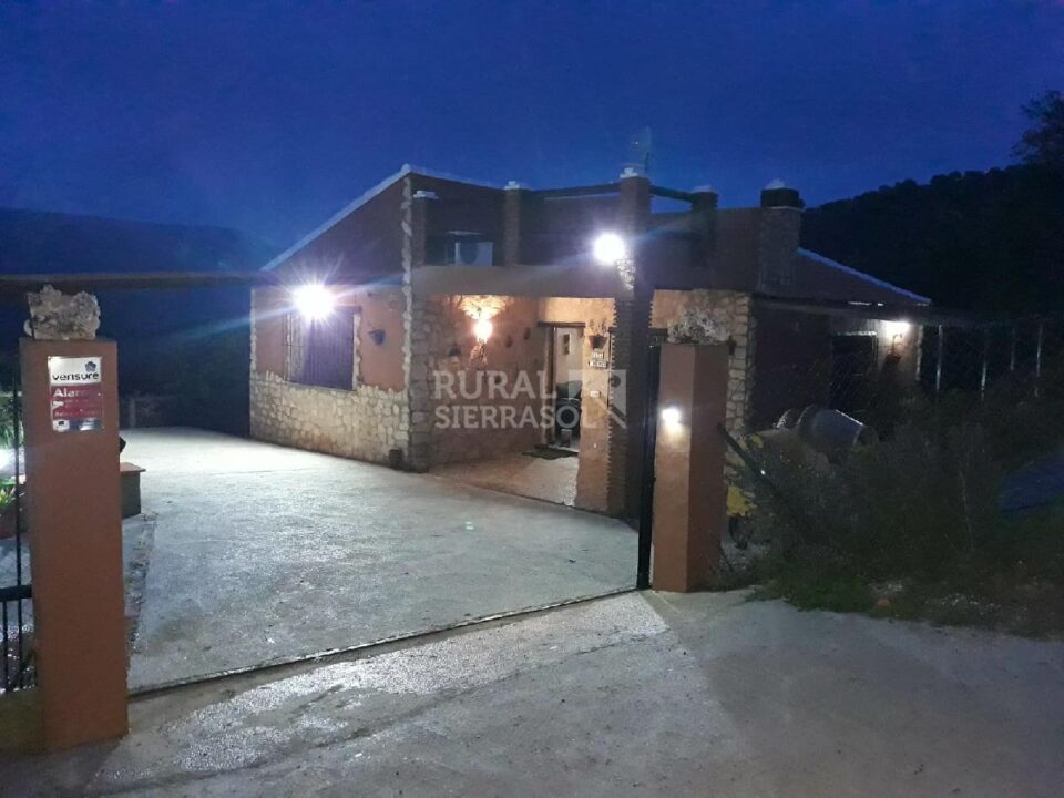 Acogedora Casa Rural con piscina y aire acondicionado, en El Gastor - Imagen 19