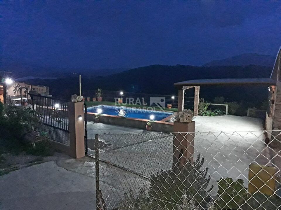 Acogedora Casa Rural con piscina y aire acondicionado, en El Gastor - Imagen 21