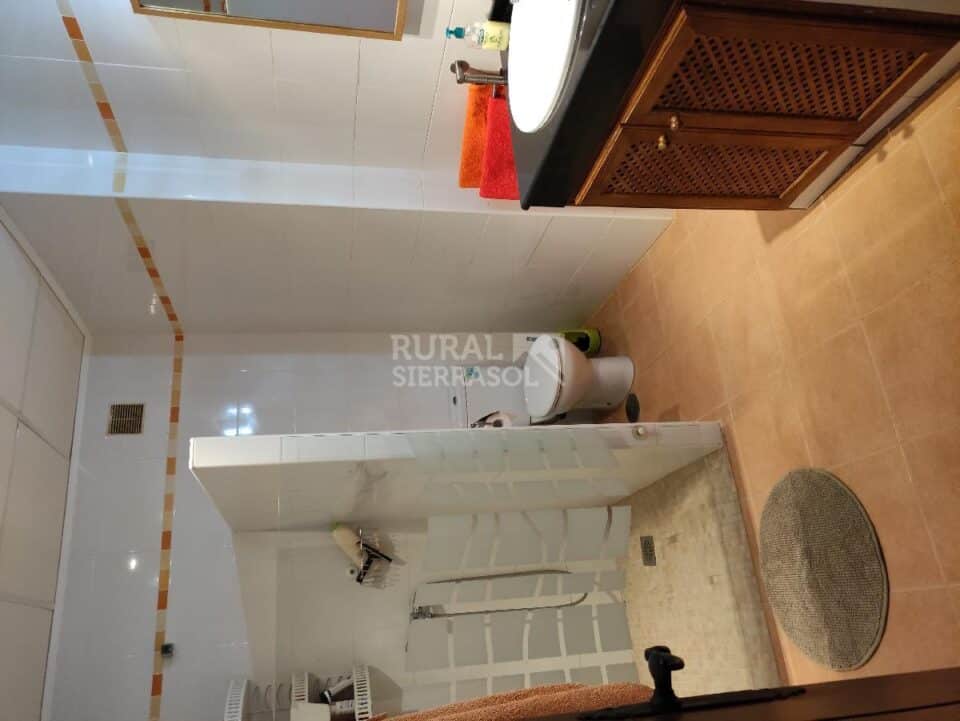 Estupenda Villa rodeada de naturaleza en el corazón de La Axarquía - Imagen 16