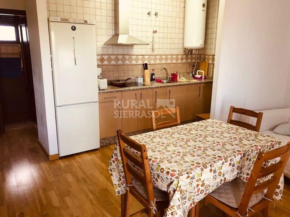 Acogedor Alojamiento Rural en Benaocaz - Imagen 3