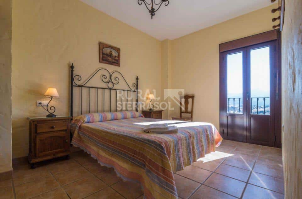 Coqueto Apartamento Rural en Prado del Rey con chimenea y wifi - Imagen 5