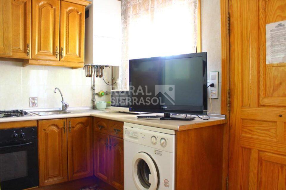 Acogedor Alojamiento Rural en Arroyo Frío, con chimenea y calefacción - Imagen 6