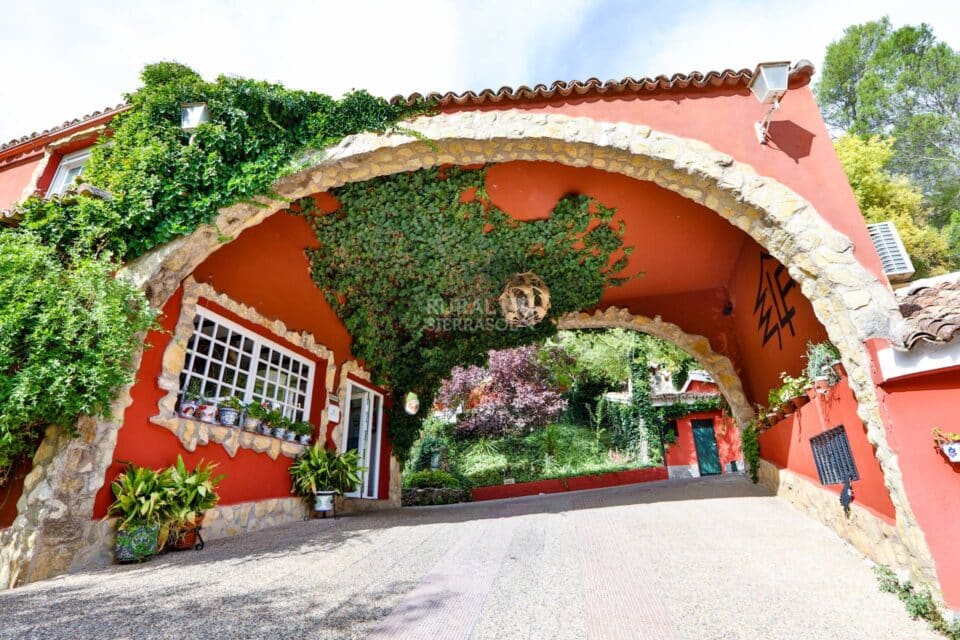 Acogedora Casa Rural en Coto Ríos, con piscina, amplios jardines y wifi - Imagen 49