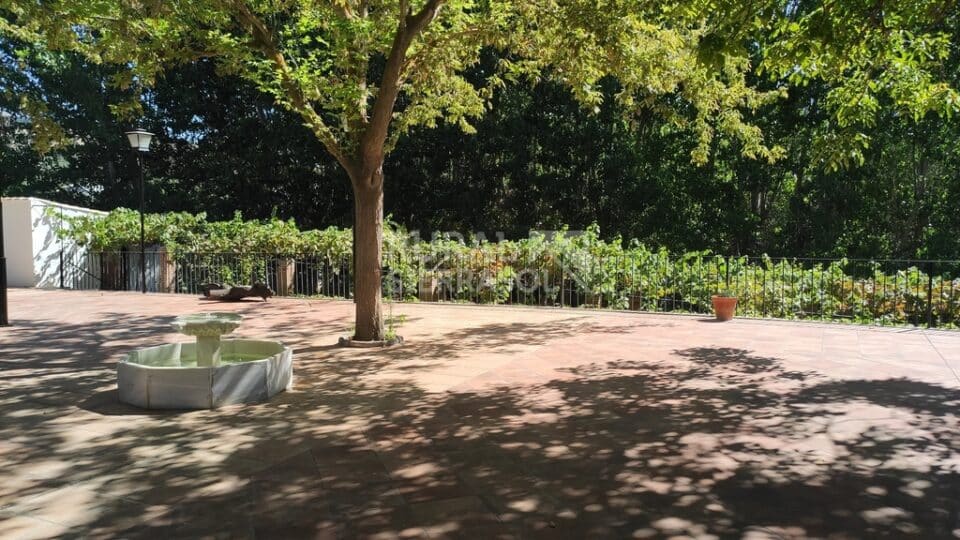 Espléndido Alojamiento Rural en Alcalá la Real, con piscina y wifi - Imagen 21