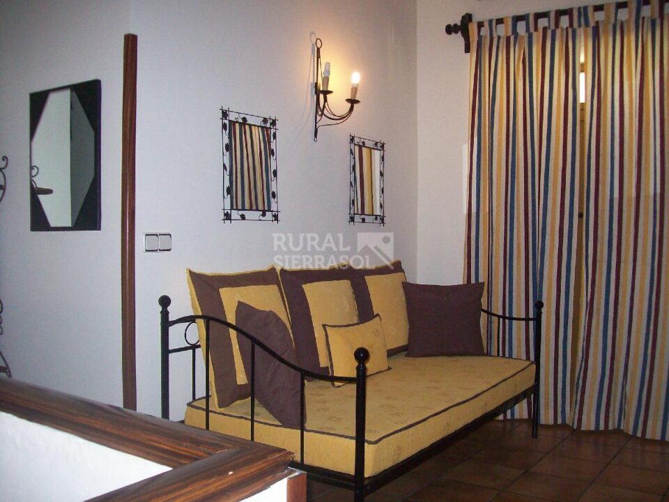 Magnífica Casa Rural en Villanueva del Arzobispo, con piscina y amplios jardines - Imagen 6