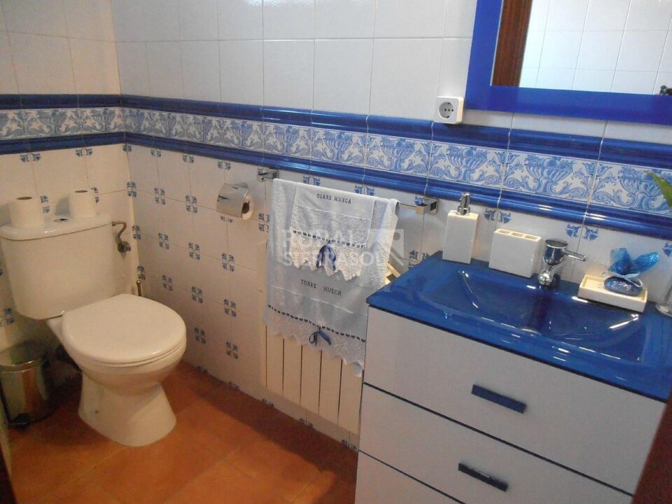 Maravillosa Casa Rural en Pinos Puente, con piscina, wifi y salón de juegos - Imagen 57