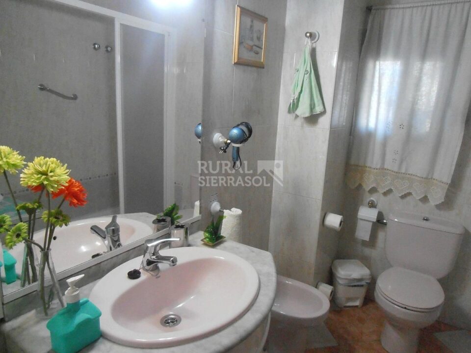 Maravillosa Casa Rural en Pinos Puente, con piscina, wifi y salón de juegos - Imagen 58