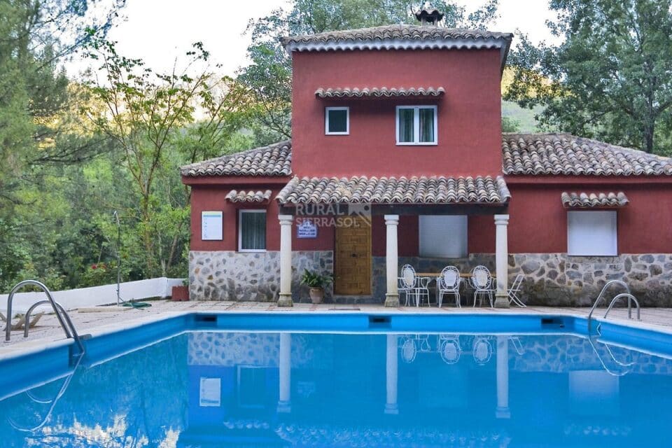 Acogedora Casa Rural en Coto Ríos, con piscina, amplios jardines y wifi - Imagen 56